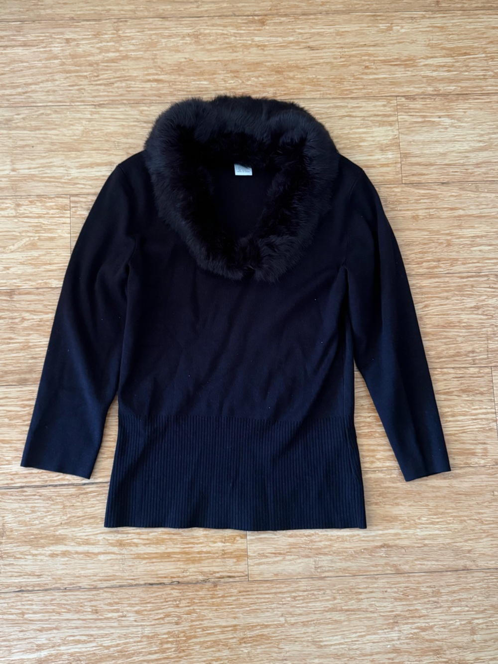 By Artisan dark brown 3/4 sleeve real fur collar sweater